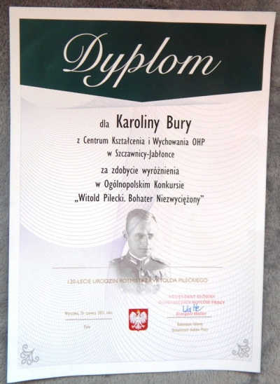 Dyplom dla Karoliny Bury .JPG