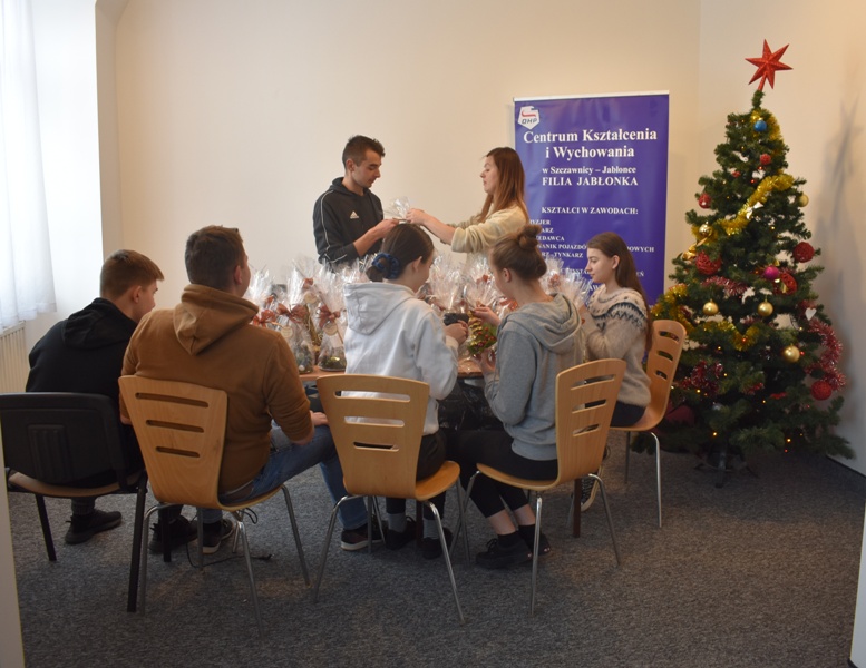 Przygotowania do świąt Bożego Narodzenia w Jabłonce