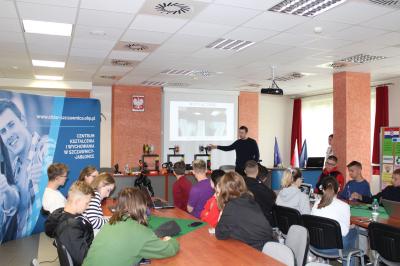 Wymiana młodzieży 3D 02.jpg