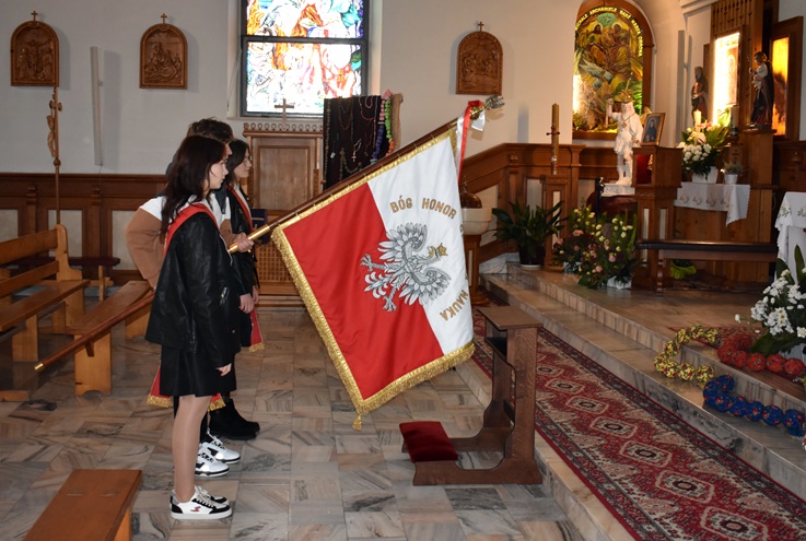 Dzień Edukacji Narodowej i Dzień Patrona św. Jana Pawła II w Jabłonce