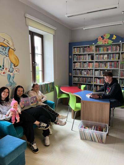biblioteka7.jpg