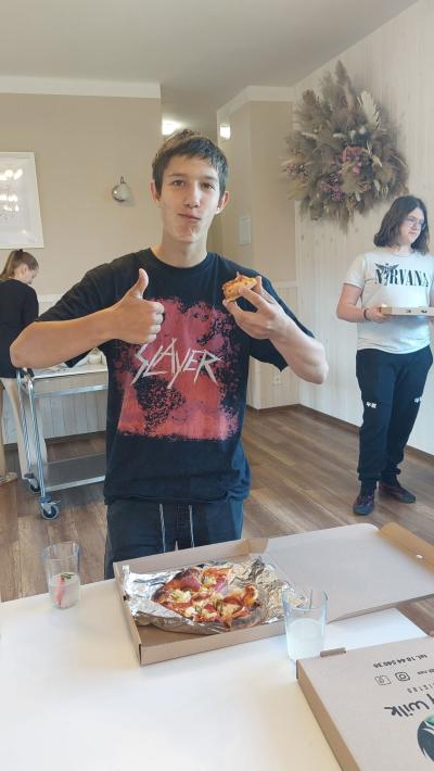pizza12.jpg