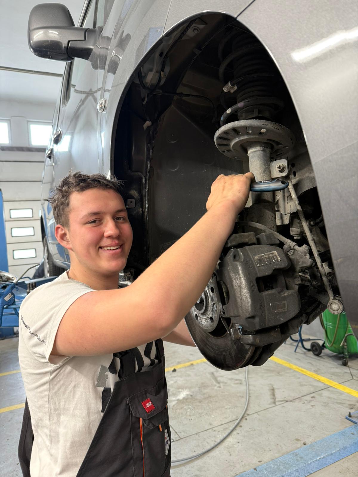 „SPRAWNY W ZAWODZIE” MECHANIK POJAZDÓW SAMOCHODOWYCH