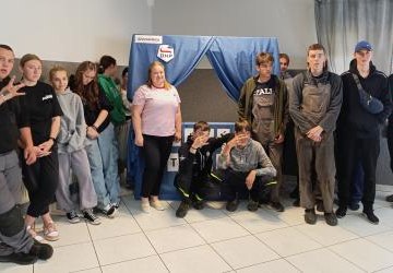 „KOMUNIKOWANIE I KREATYWNOŚĆ”- ZAJĘCIA Z DORADCA ZAWODOWYM