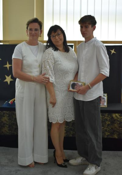 gala2.jpg