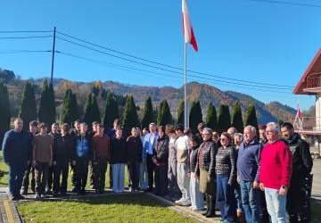 WSPÓLNE ODŚPIEWANIE HYMNU W CENTRUM KSZTAŁCENIA I WYCHOWANIA OHP