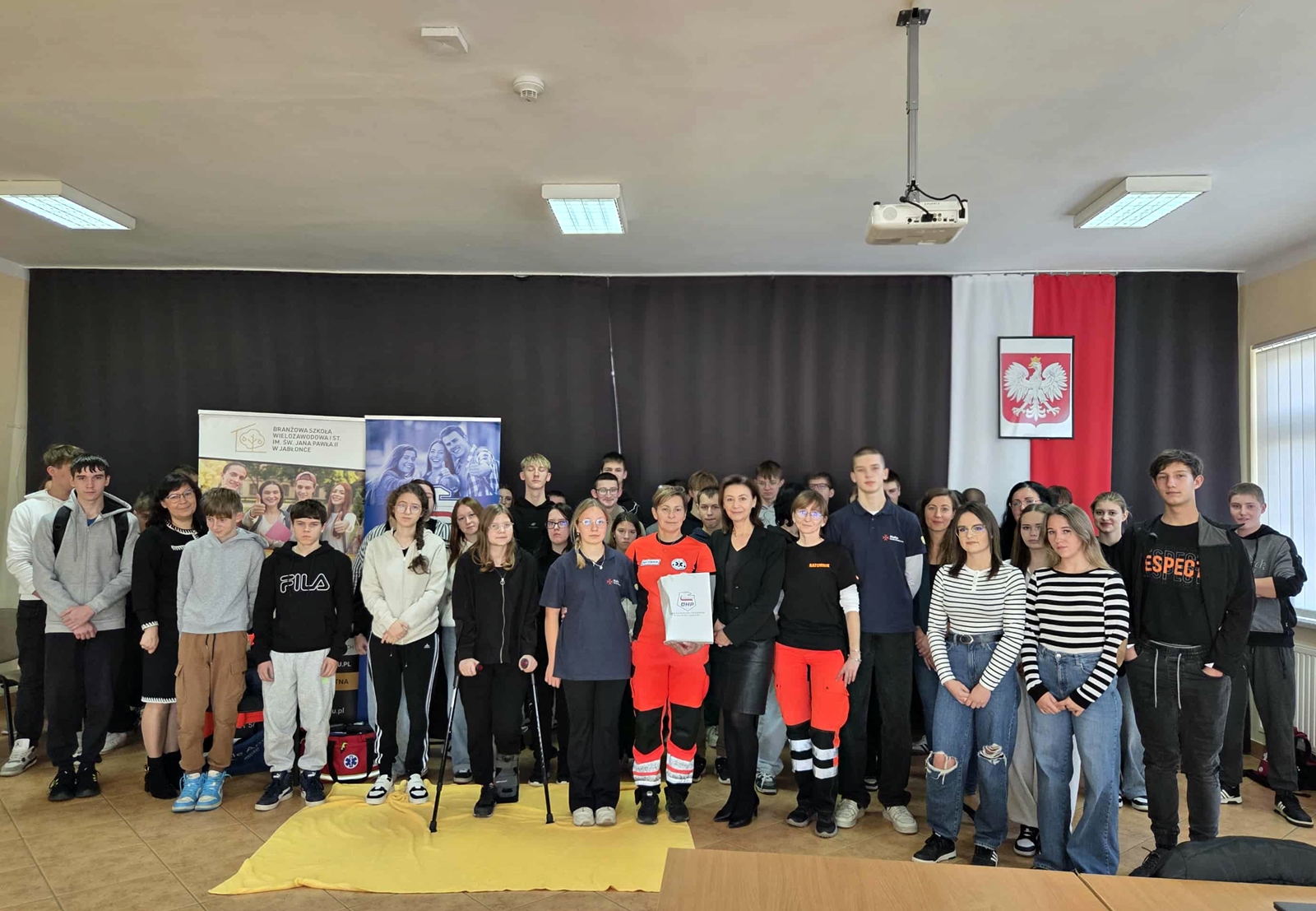 PRAKTYCZNA LEKCJA RATOWANIA ŻYCIA W CENTRUM KSZTAŁCENIA!