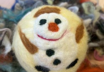 BOŻONARODZENIOWE BOMBKI Z FILCU