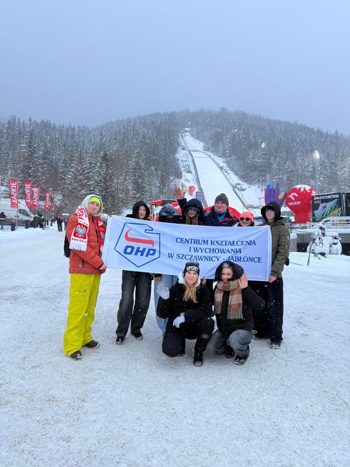 WYCHOWANKOWIE CKIW OHP SZCZAWNICA–JABŁONKA NA PUCHARZE ŚWIATA W SKOKACH NARCIARSKICH W ZAKOPANEM