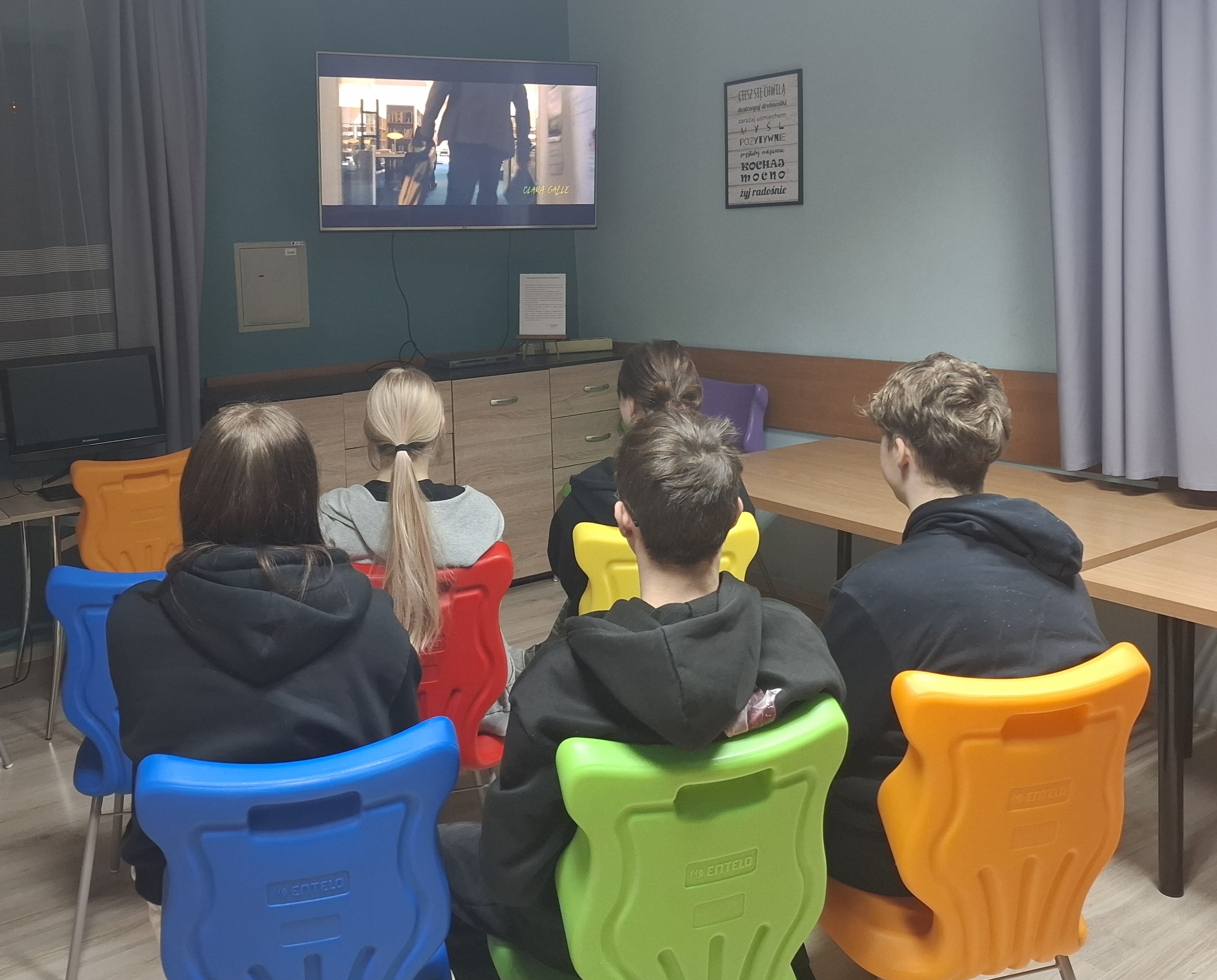 🎯🎬FERIE Z OHP – STRZAŁ W DZIESIĄTKĘ I FILMOWY RELAKS! ❄️✨