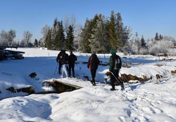 Z KIJAMI PRZEZ ZIMOWY KRAJOBRAZ