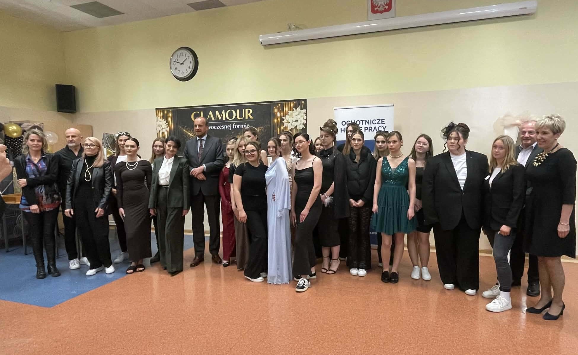 MŁODZI FRYZJERZY W AKCJI - WOJEWÓDZKI ETAP KONKURSU ZA NAMI