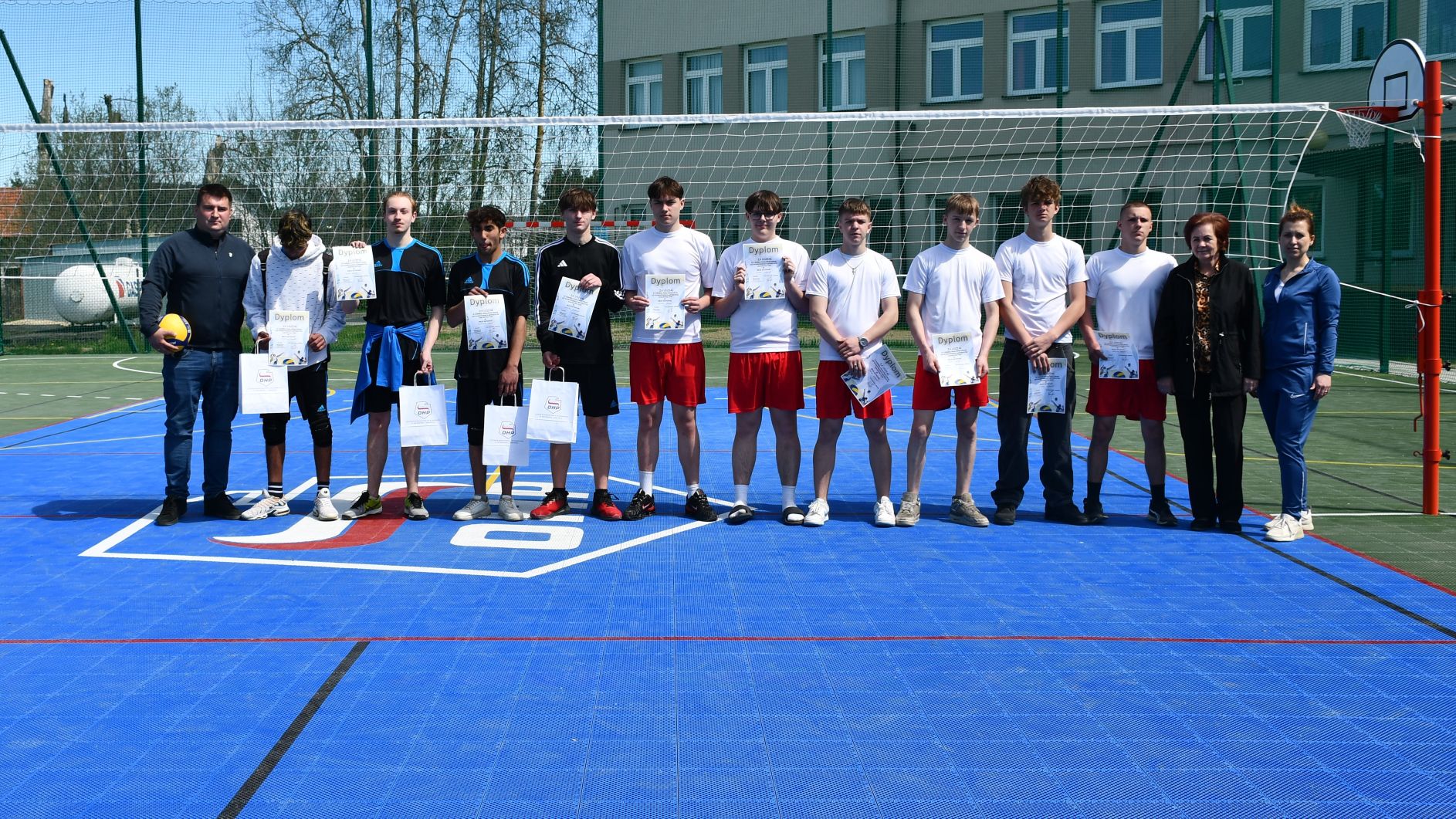 ELIMINACJE LOKALNE W PILCE SIATKOWEJ